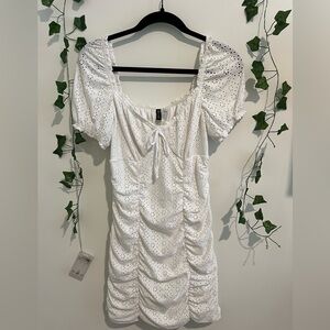 Divided White Wide Shoulder Bodycon Ruffle Sleeve Mini Dress Size M